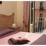 Bed and Breakfast Divina House 4*