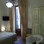Bed and Breakfast Divina House