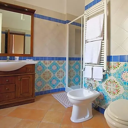 Divina House