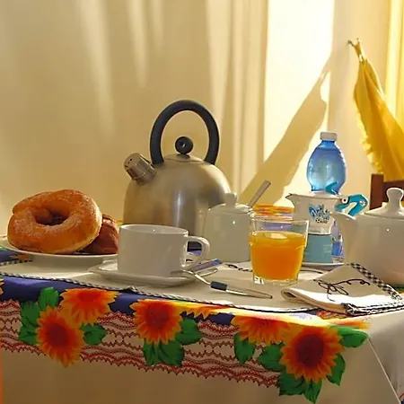 Bed & Breakfast Divina House 4*