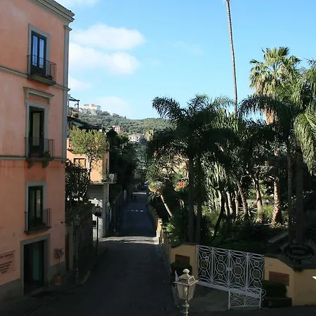 Bed and breakfast Divina House 3*