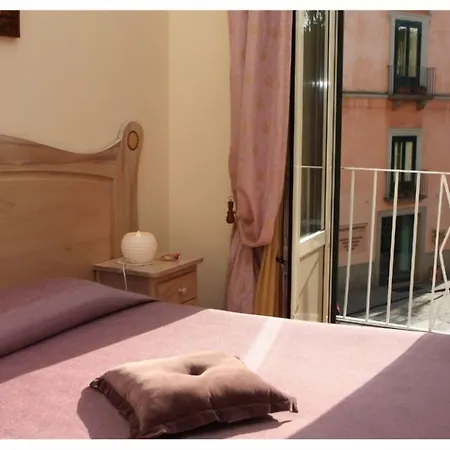 Bed & Breakfast Divina House 3*